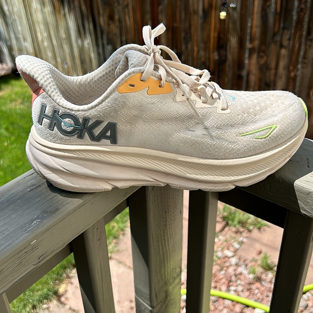 Like New Hoka Clifton 9
